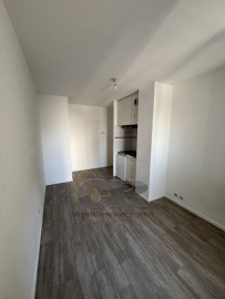 
                                                                                        Location
                                                                                         Studio à louer fonctionnel - coeur de ville/gare
