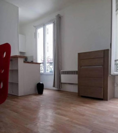 
                                                                                        Location
                                                                                         Studio à louer Paris 11ème
