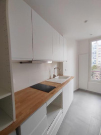 
                                                                                        Location
                                                                                         Studio à louer Paris 20ème