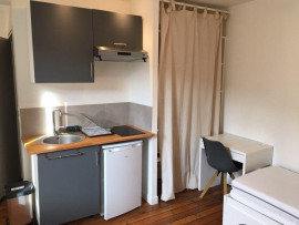 
                                                                                        Location
                                                                                         Studio à Reims secteur Barbâtre proche Sciences Po