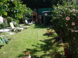 
                                                                                        Location
                                                                                         Studio agréable indépendant vue sur jardin