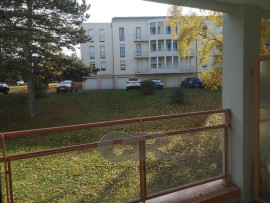 
                                                                                        Location
                                                                                         studio au calme avec balcon et place de parking