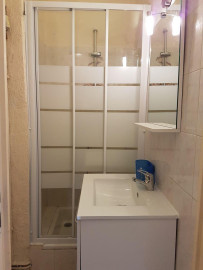 
                                                                                        Location
                                                                                         Studio au calme proche villa Arson