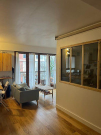 
                                                                                        Location
                                                                                         Studio avec coin nuit et balcon de 33m2 Charenton