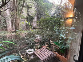 Location
Studio avec jardin privatif au coeur de Montmartre ! (loyer tout inclus)