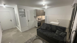 
                                                                                        Location
                                                                                         Studio balcon Au pied du métro ligne 11 et RER E