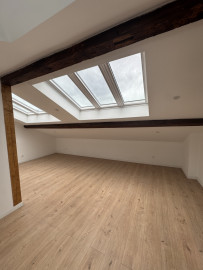 
                                                                                        Location
                                                                                         Studio Bis de 35 m² – Lumineux - Saint Fons