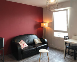 Location
Studio calme au 6ᵉ étage, 2 ascenseurs – 10 min à pied du métro Mairie de Montrouge (ligne 4), 20 min de Paris centre (loyer tout inclus)
