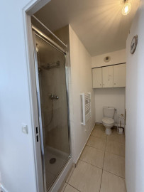 
                                                                                        Location
                                                                                         Studio calme et cosy