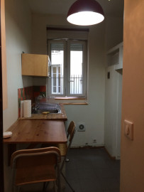 Location
Studio Calme Paris 15ème proche commodités (loyer tout inclus)