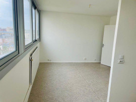 
                                                                                        Location
                                                                                         Studio centre ville a louer