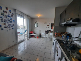 
                                                                                        Location
                                                                                         Studio centre-ville Annemasse et parking