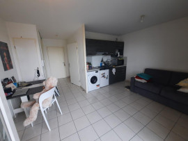 
                                                                                        Location
                                                                                         Studio centre-ville Annemasse et parking