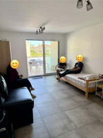 
                                                                                        Location
                                                                                         Studio centre-ville Ferney Voltaire et garage