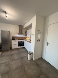 
                                                                                        Location
                                                                                         Studio centre-ville Ferney Voltaire et garage