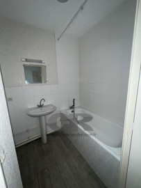 
                                                                                        Location
                                                                                         Studio centre ville / gare