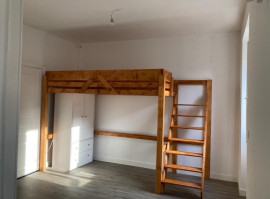 
                                                                                        Location
                                                                                         Studio Charmant Nantes