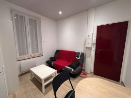 
                                                                                        Location
                                                                                         Studio Chateau Rouge Paris