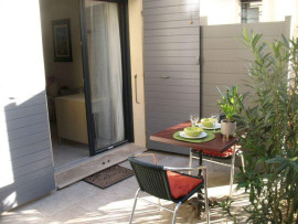 
                                                                                        Location
                                                                                         Studio coquet au calme avec terrasse
