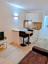 
                                                                                        Location
                                                                                         Studio Courbevoie La Défense de 18 m2 meublé