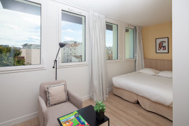 
                                                                                        Location
                                                                                         Studio d'angle côté jardin avec rooftop, salle de sport, home cinéma, services de ménage et maintenance dans une résidence neuve en colivinG (loyer tout inclus)