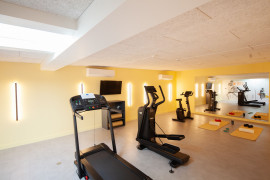 
                                                                                        Location
                                                                                         Studio d'angle côté jardin avec rooftop, salle de sport, home cinéma, services de ménage et maintenance dans une résidence neuve en colivinG (loyer tout inclus)