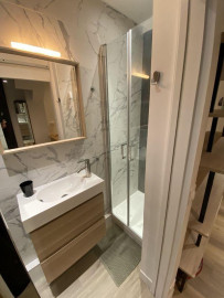 
                                                                                        Location
                                                                                         Studio de 19m² entièrement rénové à neuf et meublé