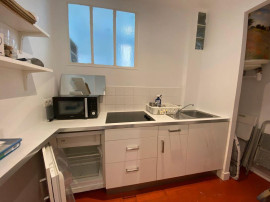 
                                                                                        Location
                                                                                         Studio de 28m² au calme absolu