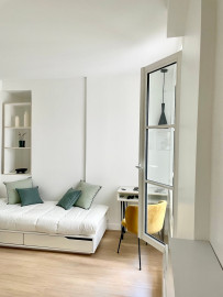 Location
STUDIO DE CHARME PROCHE PLACE VENDOME (loyer tout inclus)
