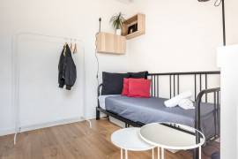 Location
Studio de prestige au coeur de Paris (loyer tout inclus)