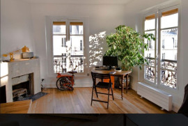
                                                                                        Location
                                                                                         Studio Double Expo S-E Dernier Etg. avec Ascenseur