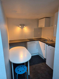 
                                                                                        Location
                                                                                         Studio duplex