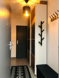 
                                                                                        Location
                                                                                         Studio en face de la Faculté de Droit d’Aix-en-Pce