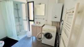 
                                                                                        Location
                                                                                         Studio en face de la Faculté de Droit d’Aix-en-Pce