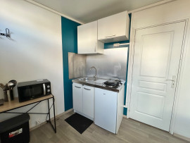 
                                                                                        Location
                                                                                         Studio en plein cœur de Saint Leu