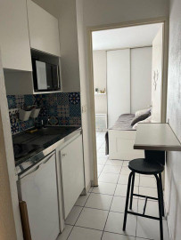 
                                                                                        Location
                                                                                         Studio étudiant