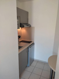 
                                                                                        Location
                                                                                         Studio étudiant