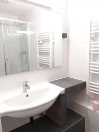 
                                                                                        Location
                                                                                         Studio etudiant gentilly