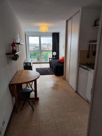 
                                                                                        Location
                                                                                         STUDIO ETUDIANT MEUBLE