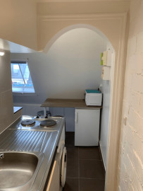 
                                                                                        Location
                                                                                         Studio étudiant Paris 9