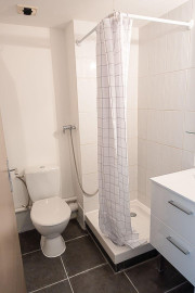 
                                                                                        Location
                                                                                         Studio étudiant proche des centres universitaires