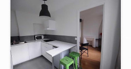 
                                                                                        Location
                                                                                         Studio hyper centre de Reims