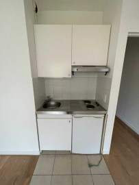 
                                                                                        Location
                                                                                         Studio Levallois Perret