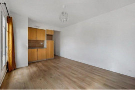 
                                                                                        Location
                                                                                         Studio lumineux 30m² – Neuilly-sur-Seine
