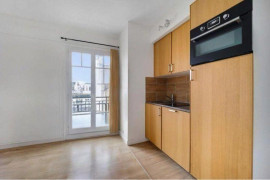 
                                                                                        Location
                                                                                         Studio lumineux 30m² – Neuilly-sur-Seine