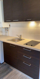 
                                                                                        Location
                                                                                         Studio lumineux de 32 m2 dans résidence calme.