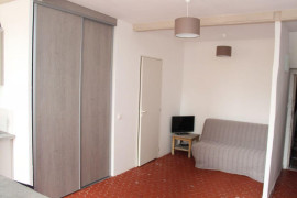 
                                                                                        Location
                                                                                         Studio lumineux plein centre ville