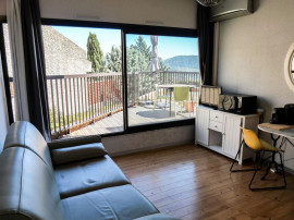 
                                                                                        Location
                                                                                         Studio magnifique vue mer au calme