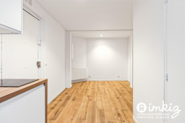 
                                                                                        Vente
                                                                                         Studio métro St Georges