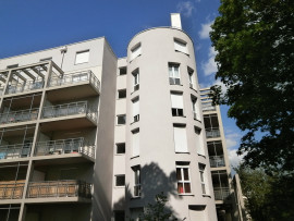 
                                                                                        Vente
                                                                                         Studio Metz BELLECROIX